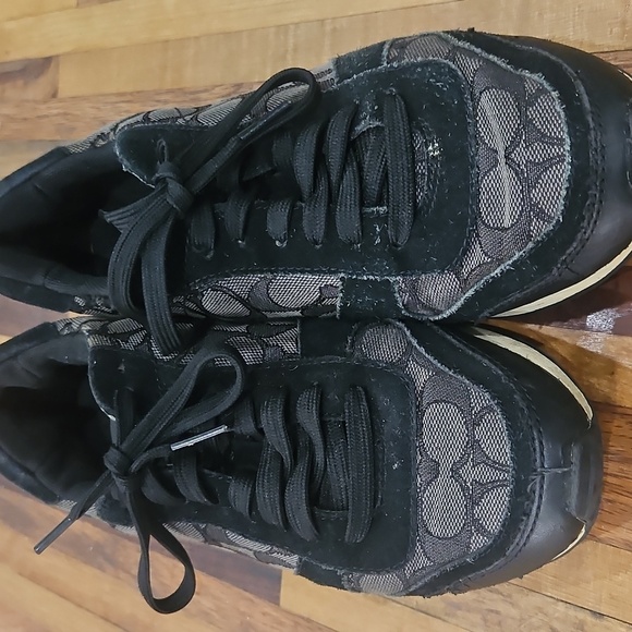 Coach preloved Black Sneakers SALE - Picture 3 of 5